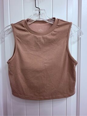 Klassy Network Cropped Tank Top built in bra sz XXS